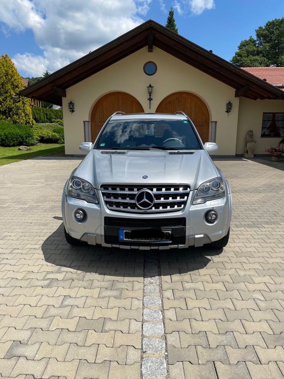 Mercedes-Benz ML 63 AMG