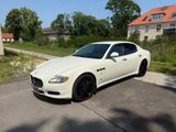 Maserati Quattroporte Facelift 4.2 V8 Weiß / Rot - Maserati Quattroporte aus 2009