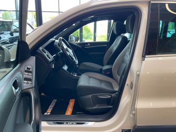 Volkswagen Tiguan Life BM 4Motion *NAVI*KLIMA*PANO*TEMPOMAT