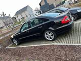Mercedes-Benz E320 CDI W211  270 PS  3.0 V... - Mercedes-Benz E 320: Cdi W211