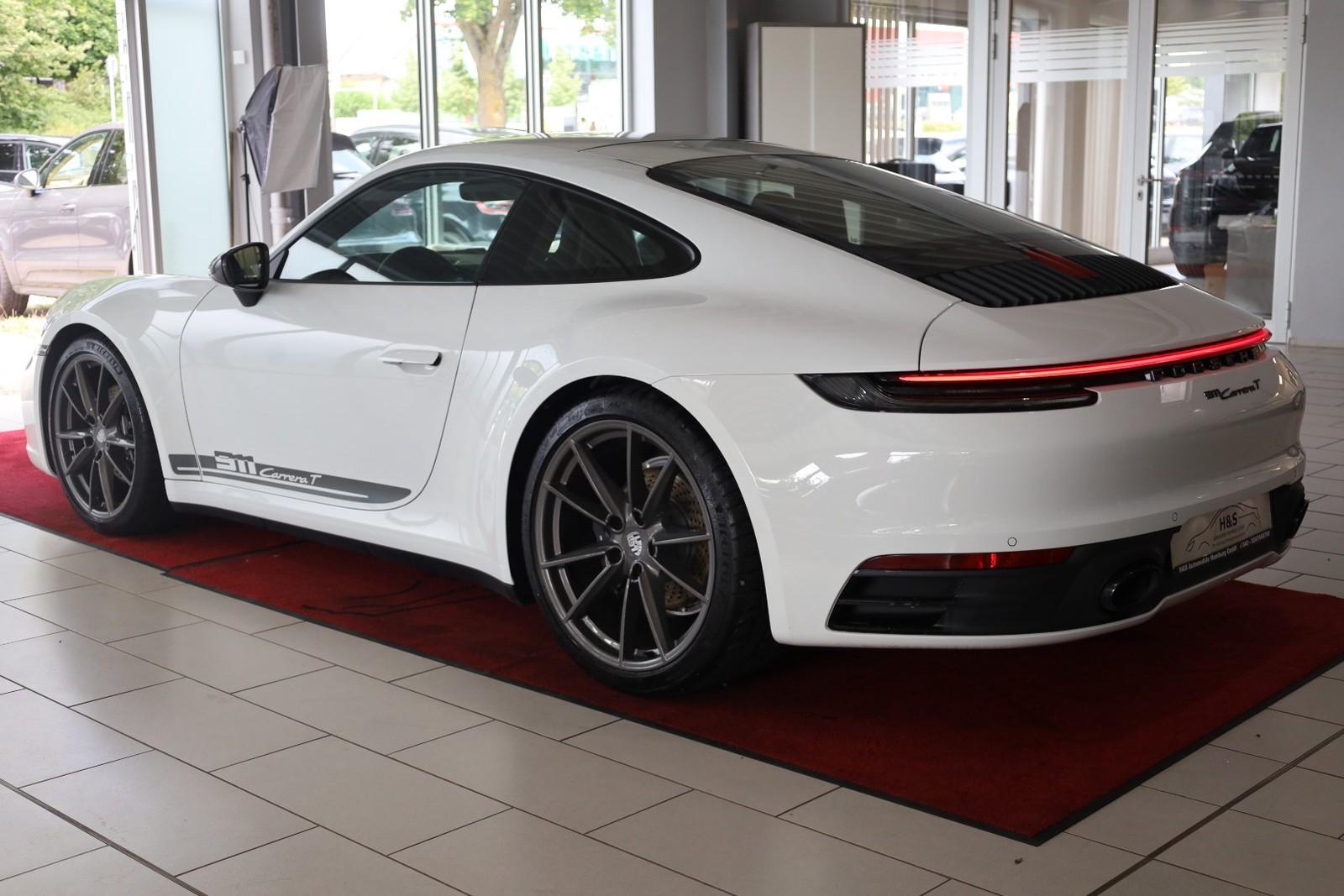 Porsche 911/992 Carrera T