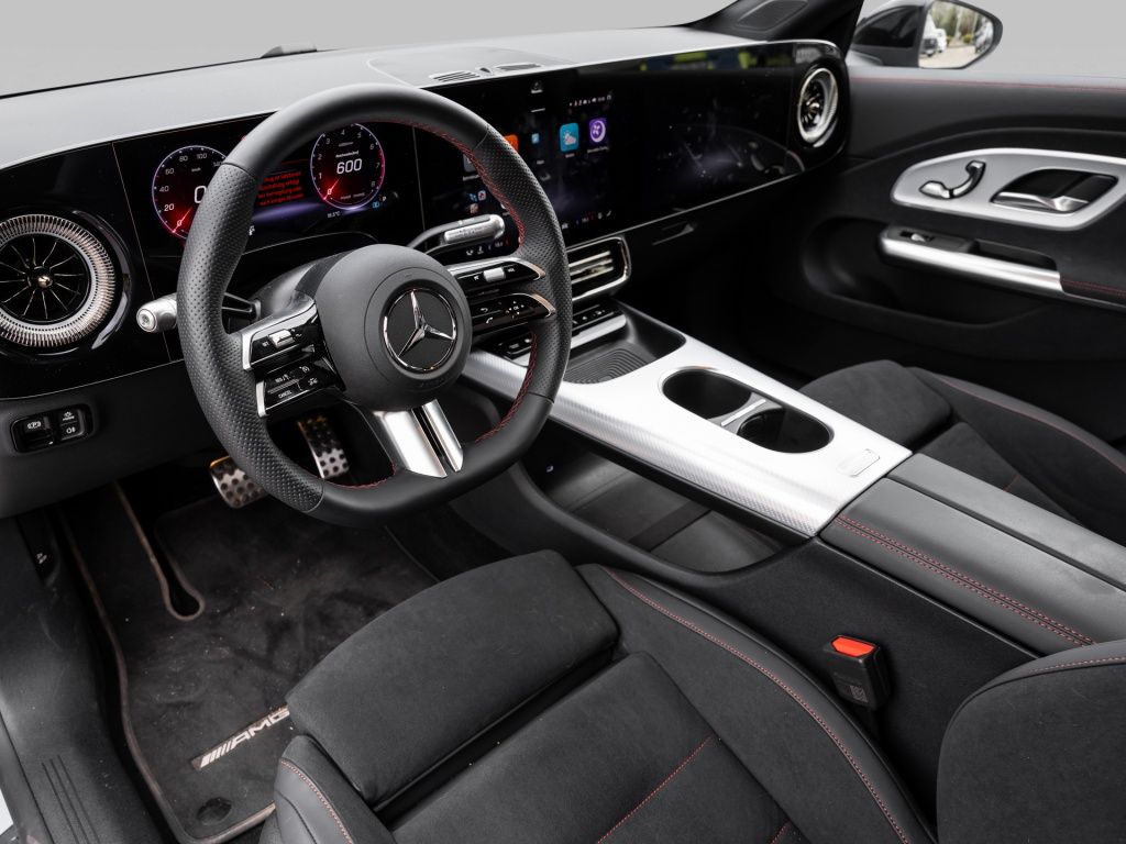Mercedes-Benz CLA 200 AMG NIGHT PREMIUM MEMO MULTI 360 DISTR foto 8