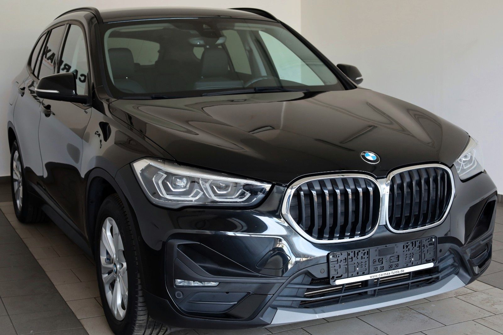 Fahrzeugabbildung BMW X1 xDrive 25e Advantage Leder,Navi,LED,Kamera,SH