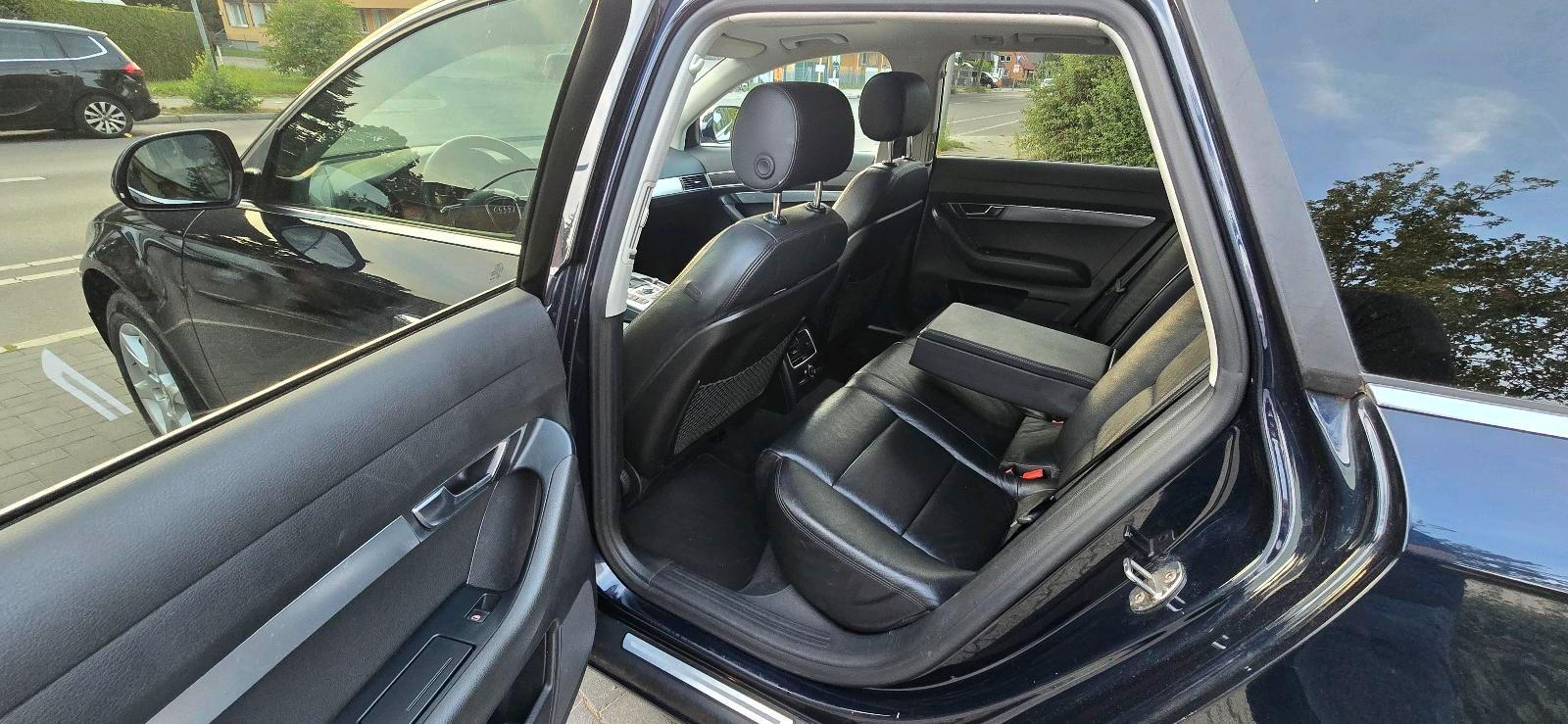 Audi A6 2011 — photo 11