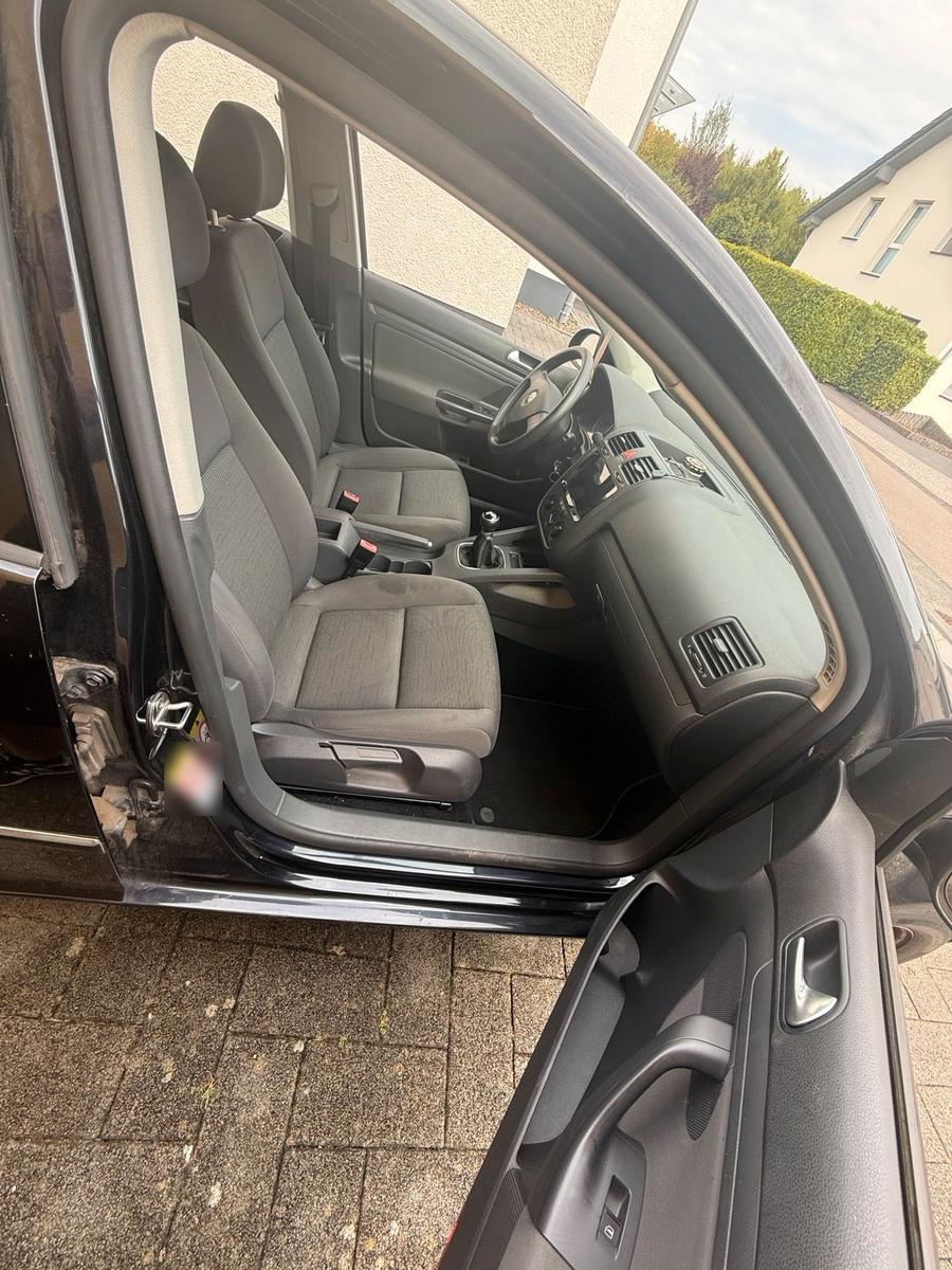 Volkswagen Golf 2009 — photo 6