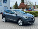 Renault Kadjar XMOD 4x4 *Totwinkelassistent *Keyless - Renault Kadjar in Stuttgart