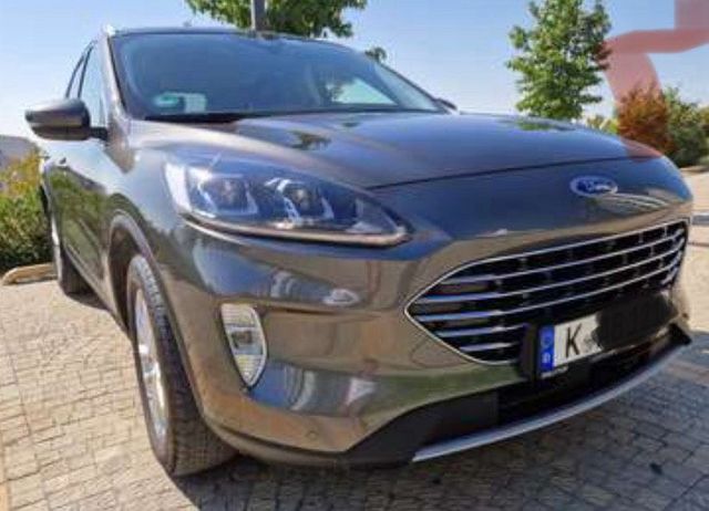 Ford Plug-In Hybrid Titanium X 2.5 PHEV plug in...