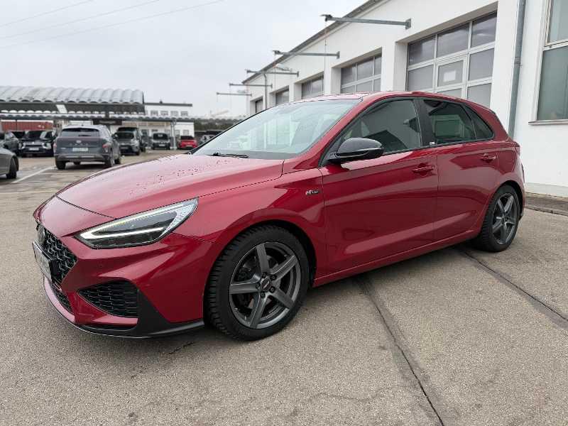 Hyundai i30 1.5 N-LINE / DCT / Sitzpaket / AHK / WR