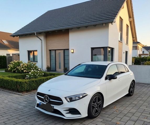 MERCEDES-BENZ A 220 AMG-Night-MBUX-Widescreen-Reifen sehr gut