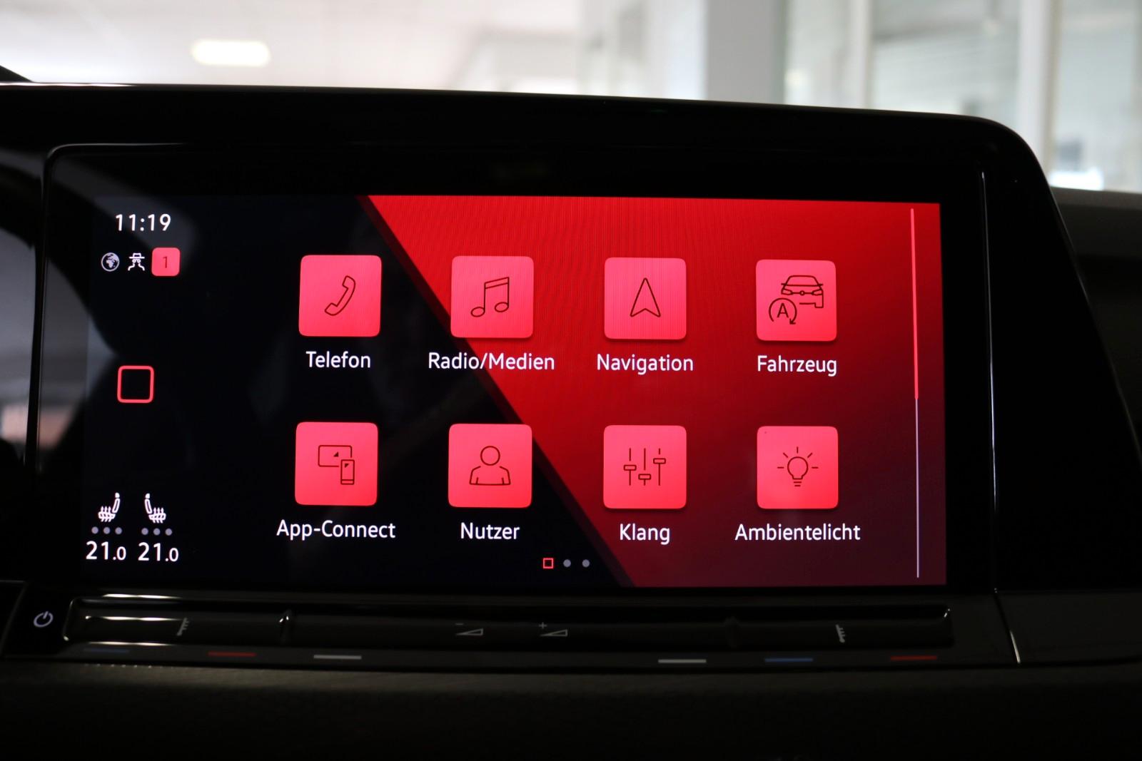 Volkswagen Golf VIII GTI Clubsport Matrix HUD Kamera Pano, миниатюра 20