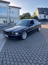 BMW 7er E38 728i - BMW 728: 728i E38