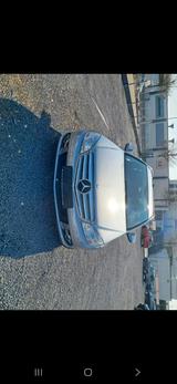 Mercedes-Benz Mercedes c220, Benziner TÜV bis Oktober - Mercedes-Benz C 220 mit Benzin-Antrieb