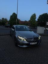 Mercedes-Benz E 200 CDI Leder Bi-Xenon 12,7  CarPlay Tempomat 