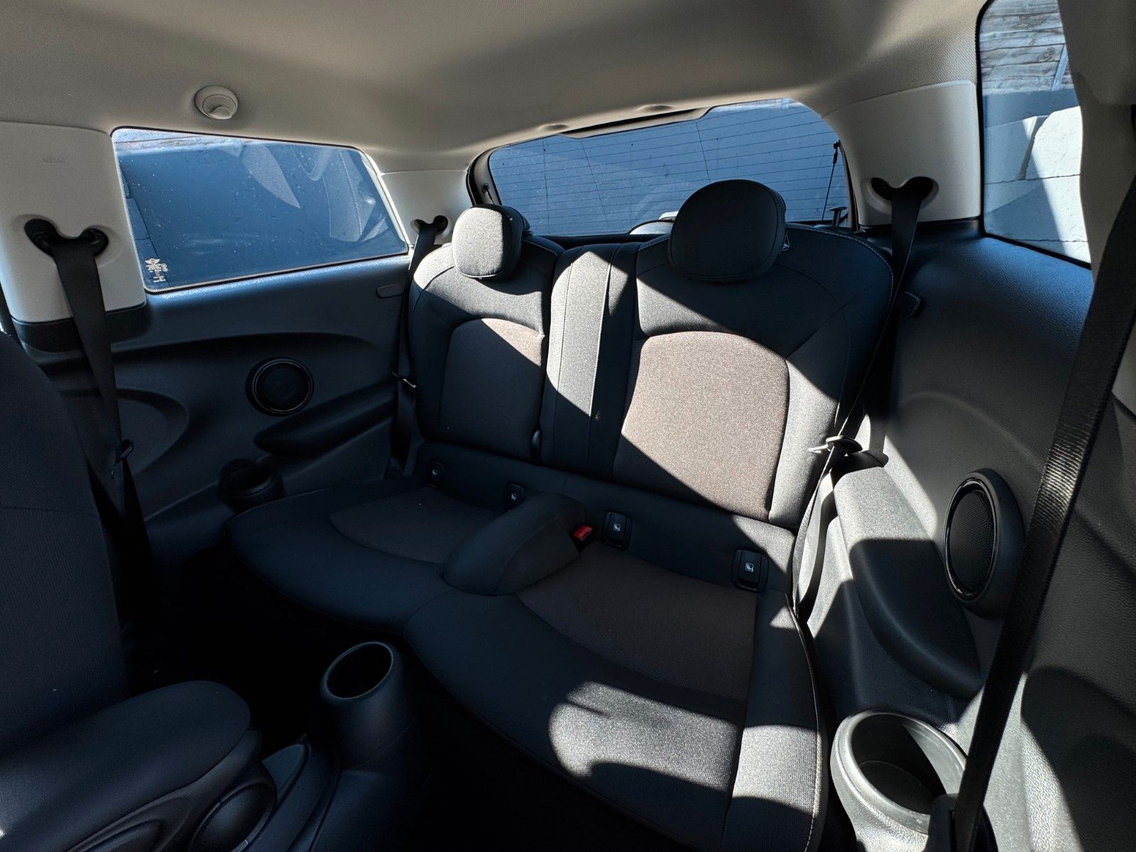 Fahrzeugabbildung MINI One Aut. Blackyard Tempomat Sitzheizung BLT LED