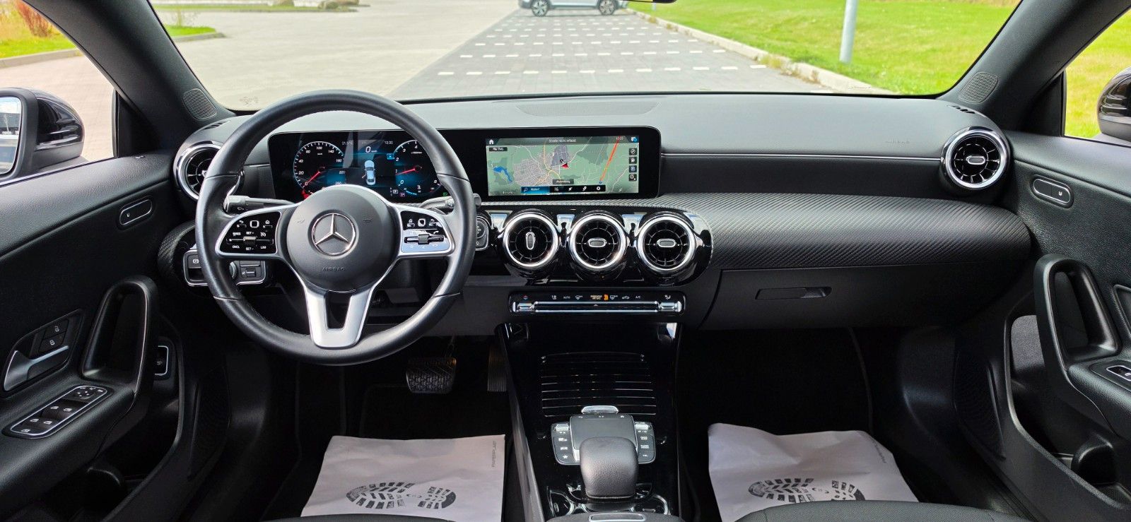 Mercedes-Benz CLA 180,AUTOMATIK NAVI LED.XENON R.KAMERA foto 2