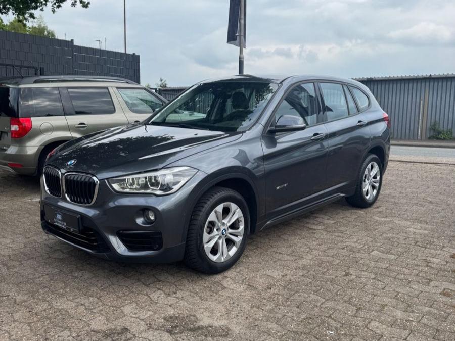 BMW X1 sDrive 18 i Sport Line