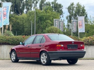 BMW 320 - 3