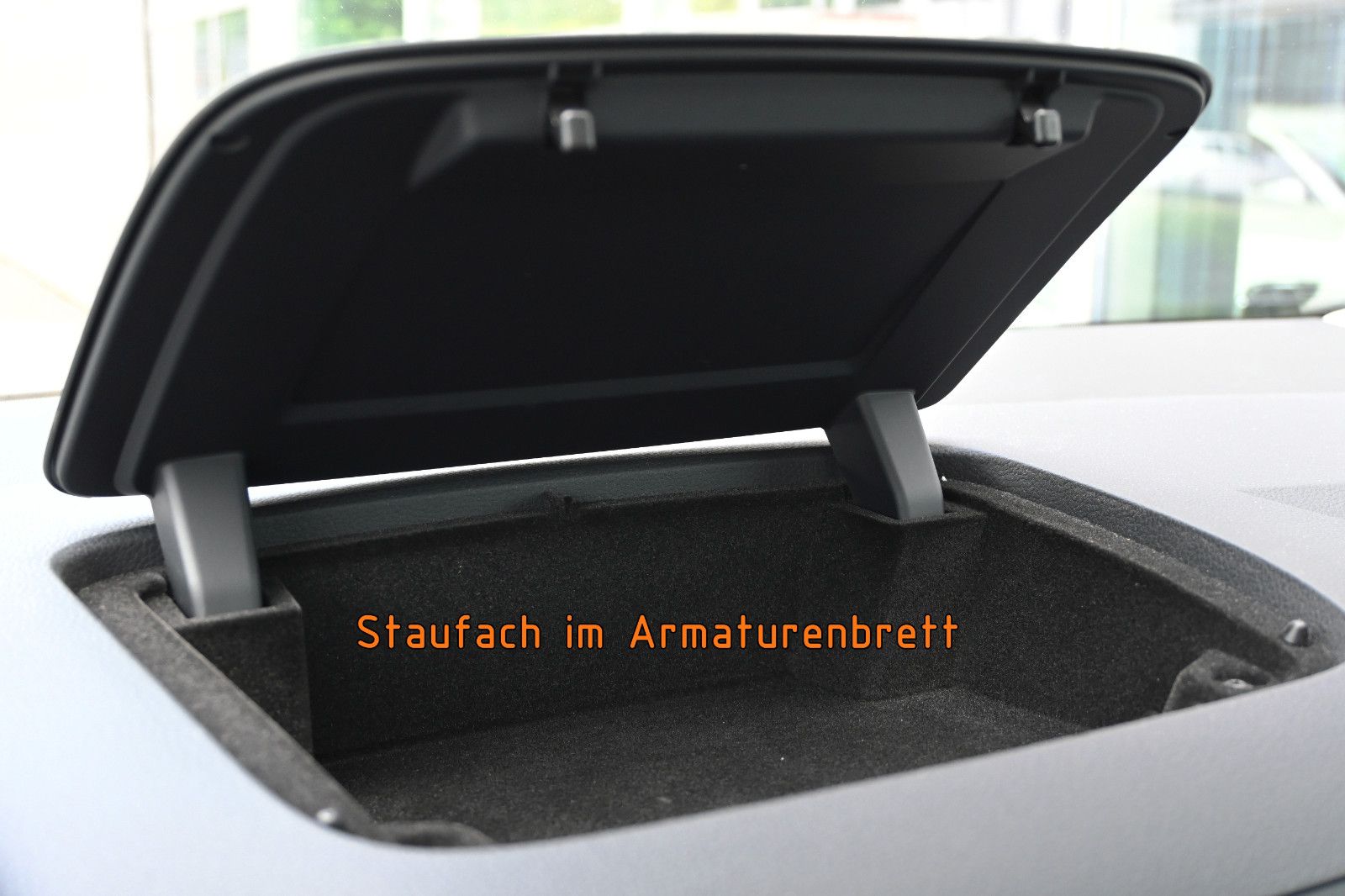 Fahrzeugabbildung SEAT Alhambra 2.0 TDI S&S FR-Line DSG °AHK°DCC°STHZ°