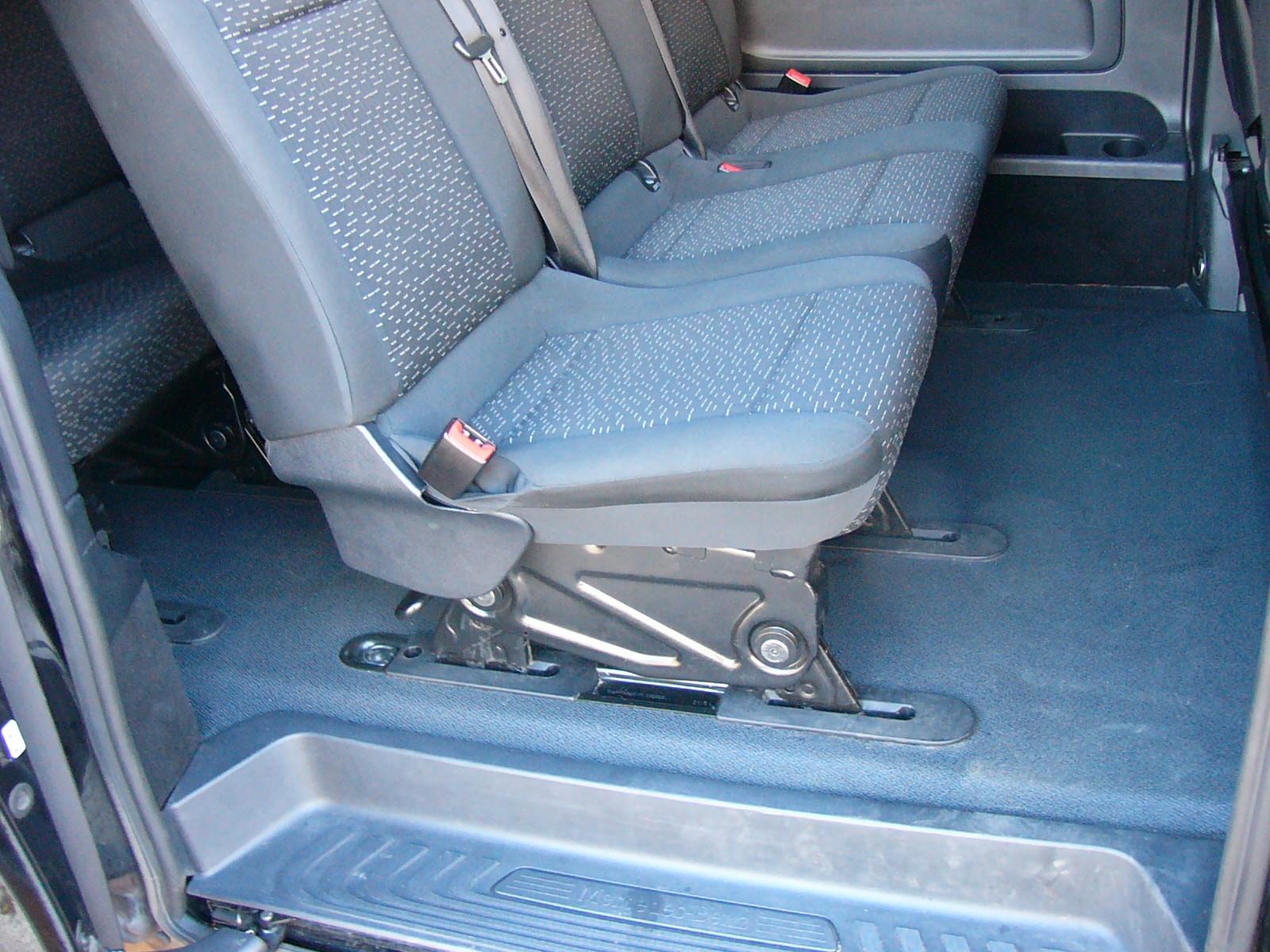 Mercedes-Benz Vito Tourer, Kompakt 4.895 mm, 9 Sitze