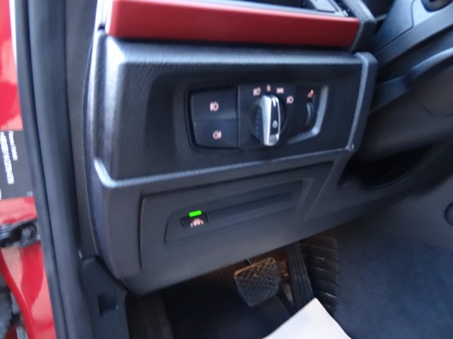 Fahrzeugabbildung BMW 118d Sport Line/1.Hd/GSD/Navi/Kam/Automatik/150P