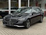 Mercedes-Benz E 220d T LEDER+WIEDSCREEN+NAVI+LED+KAM - Mercedes-Benz E 220: Taxi