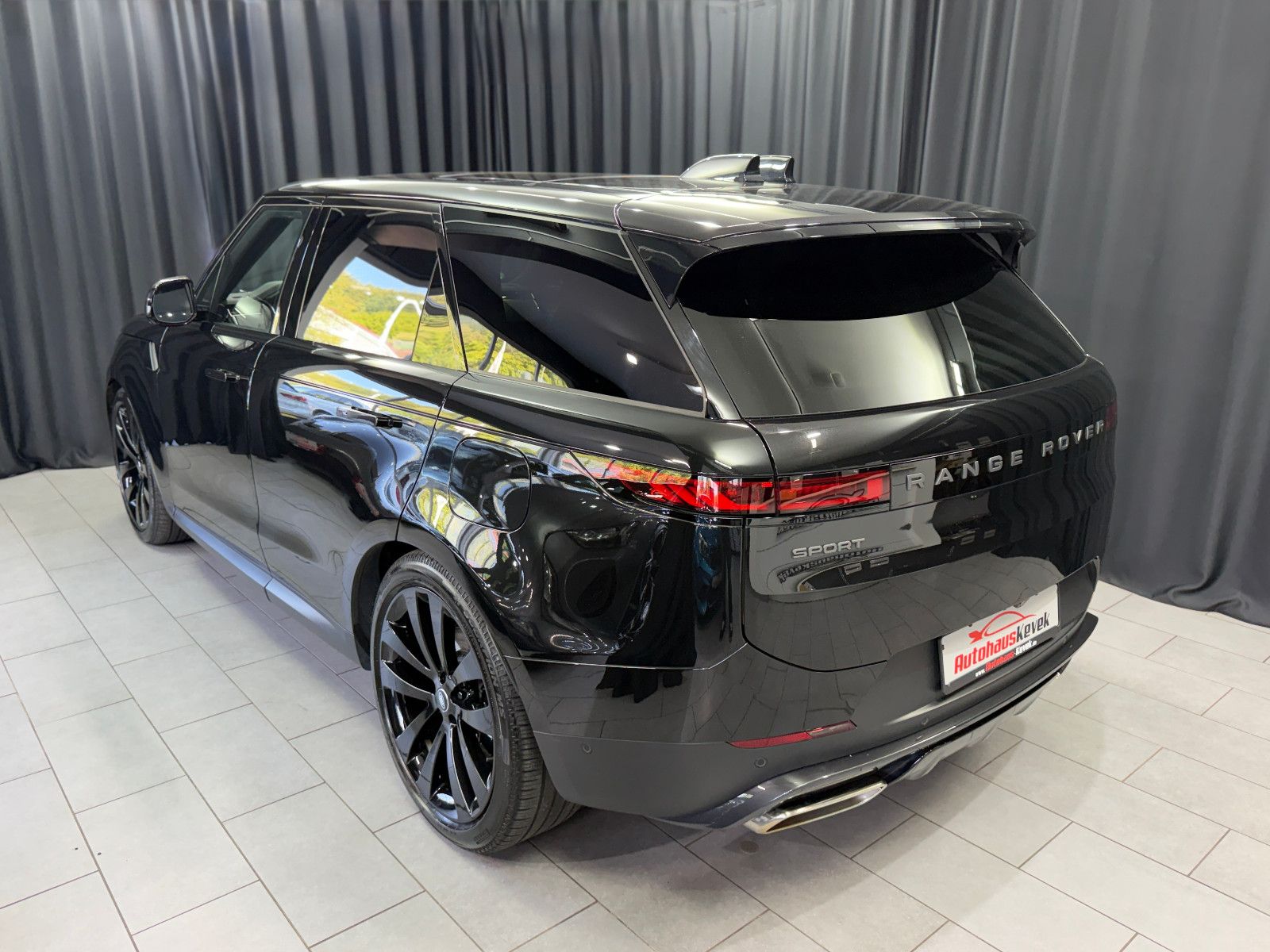 Fahrzeugabbildung Land Rover Range Rover Sport S Hybrid |MERIDIAN|360°|LUFT