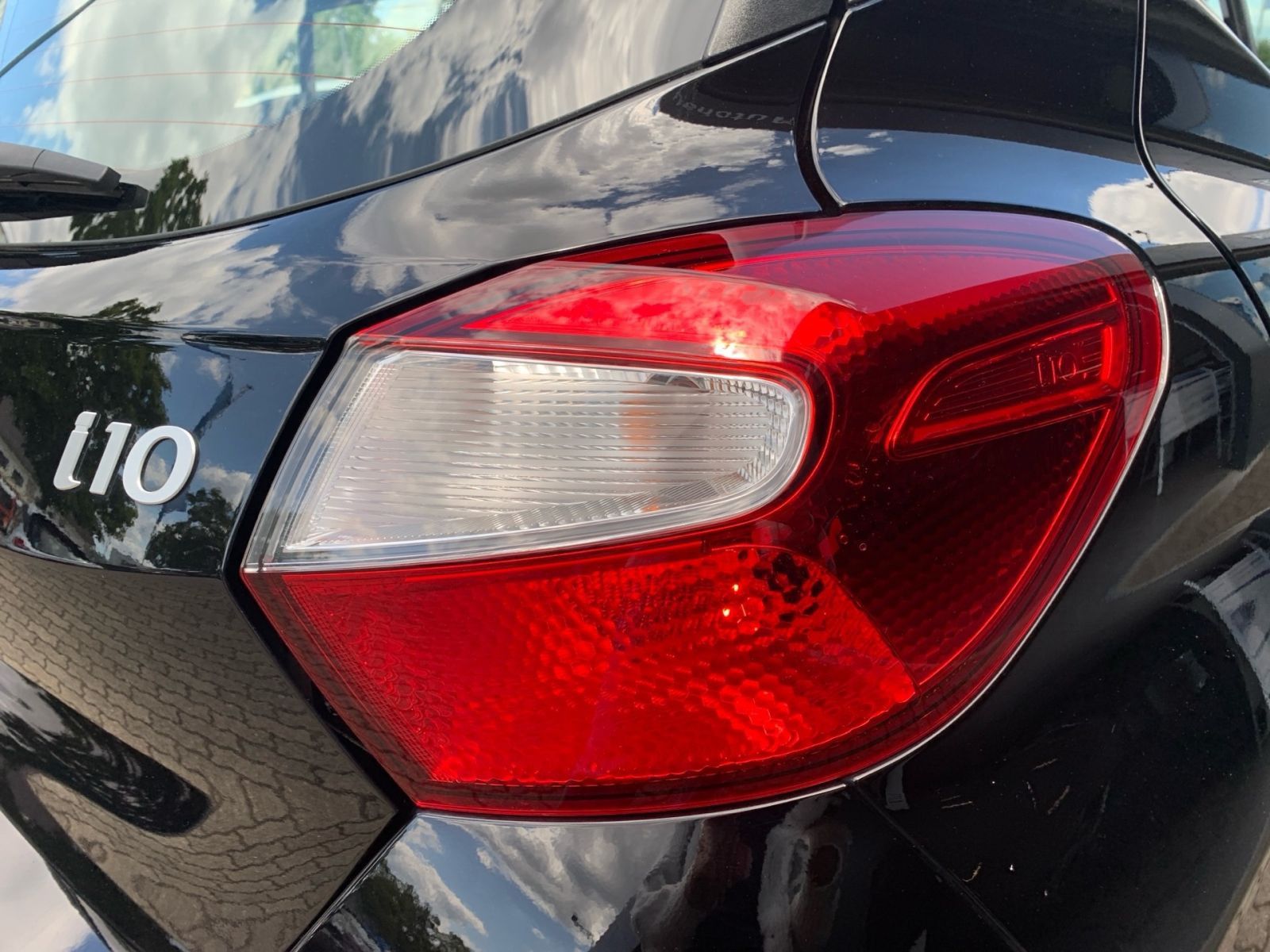 Fahrzeugabbildung Hyundai i10 1.0 Select Navi Kamera Allwetter