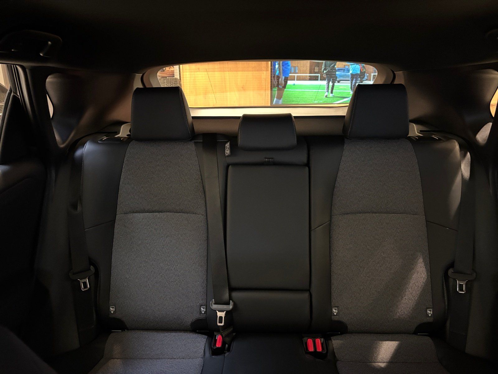 Toyota bZ4X - Bild 14