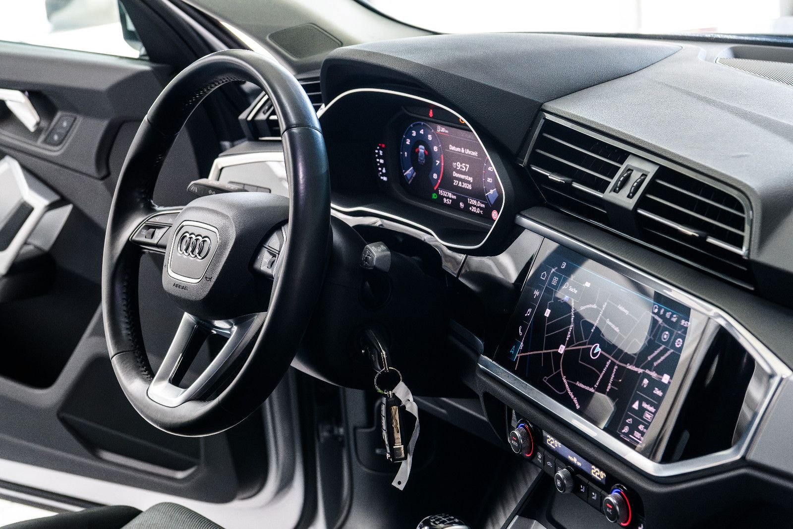 Fahrzeugabbildung Audi Q3 35 TFSI advanced