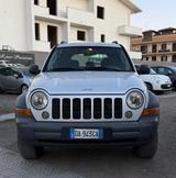 Jeep Cherokee 2.8 CRD Limited - gebrauchte Jeep Cherokee aus dem Jahr 2007