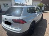 Volkswagen VW Tiguan Allspace 2.0 TDI / ACC / Scheckheft - VW Tiguan Allspace Unfallwagen