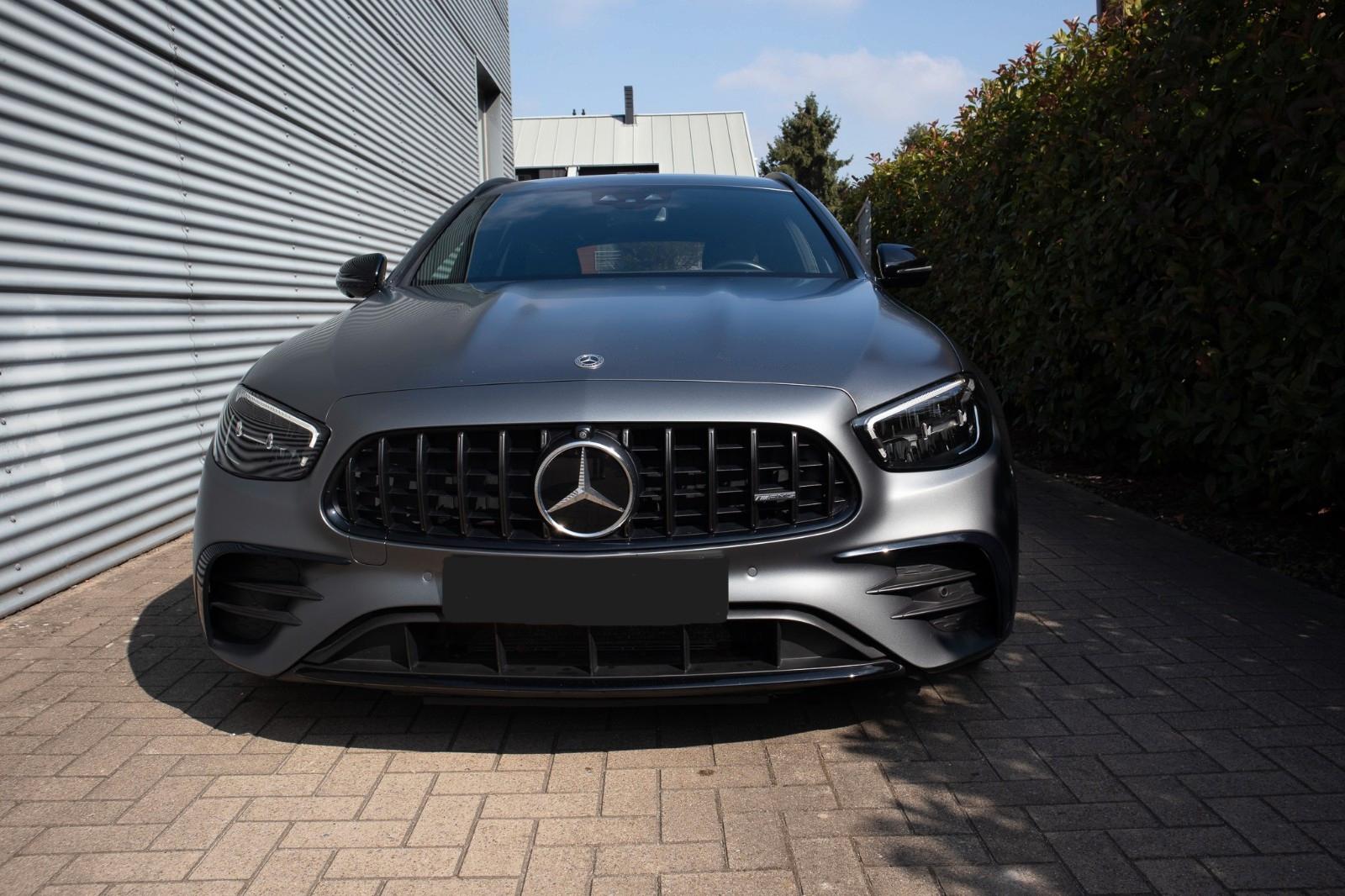 Mercedes-Benz 4MATIC+, AIRMATIC, BURMESTER, 360, DISTR PLUS