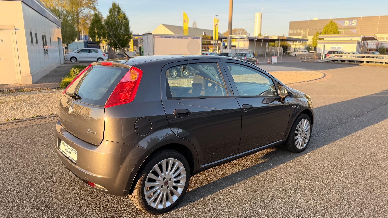 Fiat Grande Punto 1.4*Klima*Zahnriemen neu*TÜV neu