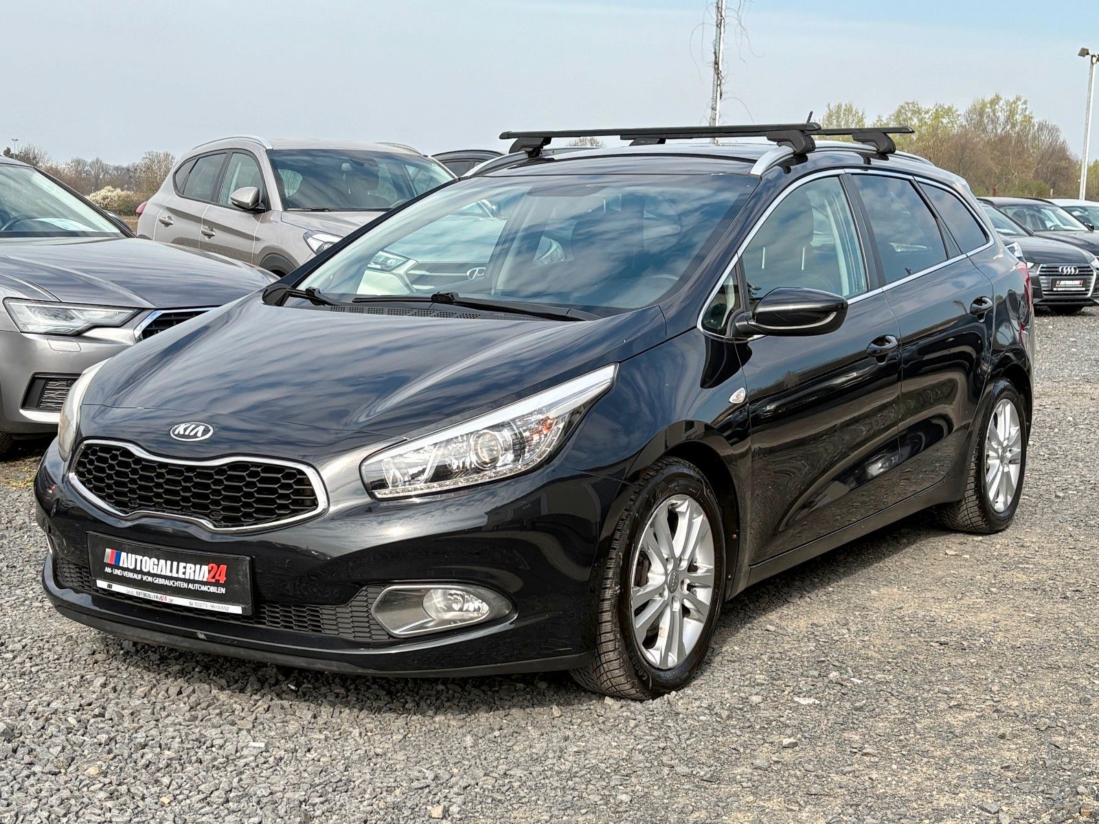 Fahrzeugabbildung Kia cee'd Sportswagon 1.6 CRDi Navi AHK Kamera 2.HD