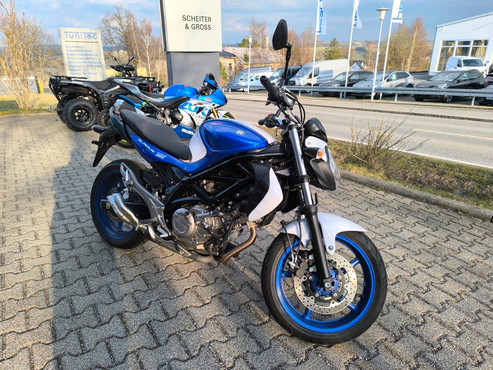 Suzuki Gladius SFV 650 ABS