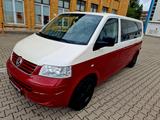 Volkswagen T5 Caravelle lang*9.Sitze*2.Hand*Klima*Tüv Neu* - VW T5 Transporter Gebrauchtwagen in Leipzig
