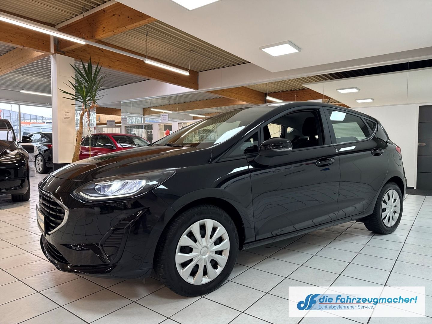 Fahrzeugabbildung Ford Fiesta Cool & Connect Navi LED Blendfreies Fernl