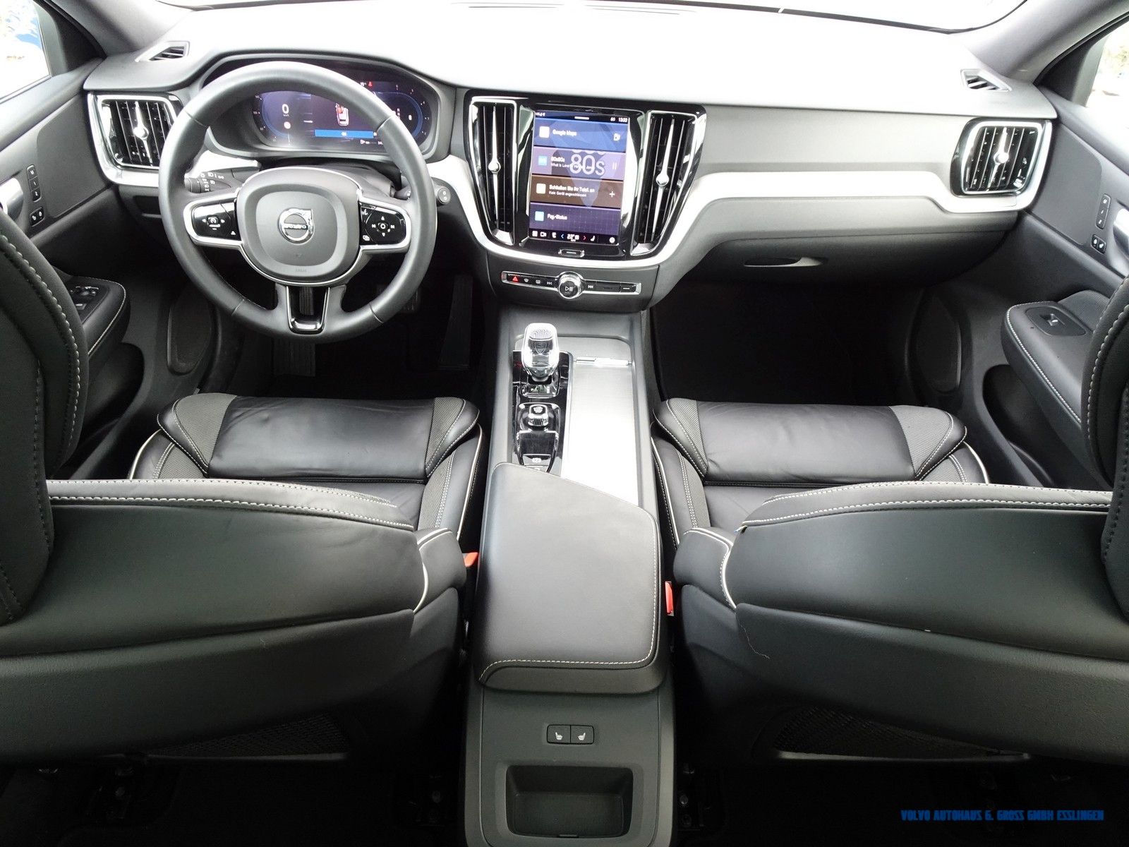 Volvo V60 Cross Country foto 14