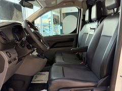 TOYOTA Proace Verso 3 Sitzer L1 LEDER NAVI CAM AHK PDC