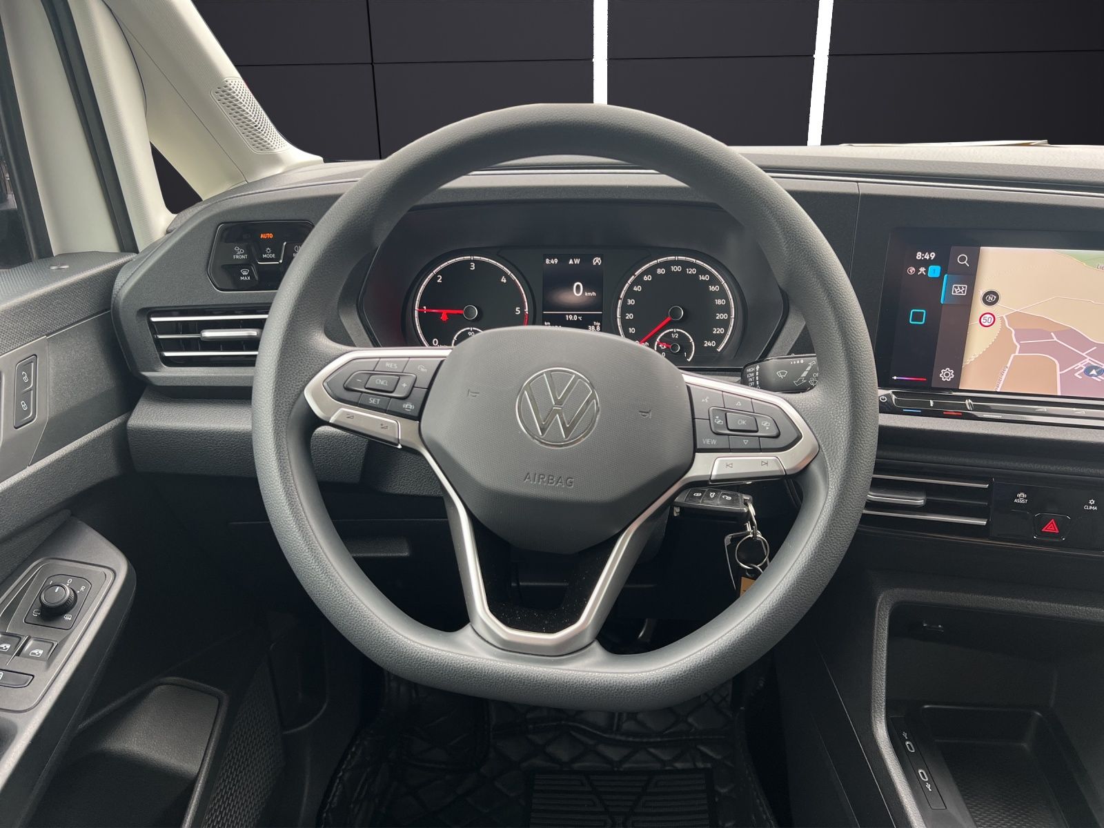 Fahrzeugabbildung Volkswagen Caddy Maxi TDI Life Standhzg. LED AHK Navi GRA P