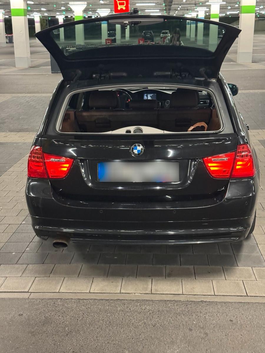 BMW 316 2010 — photo 7