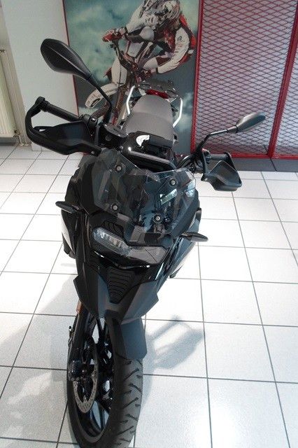 Fahrzeugabbildung BMW F750GS Style Triple Black alle Pakete