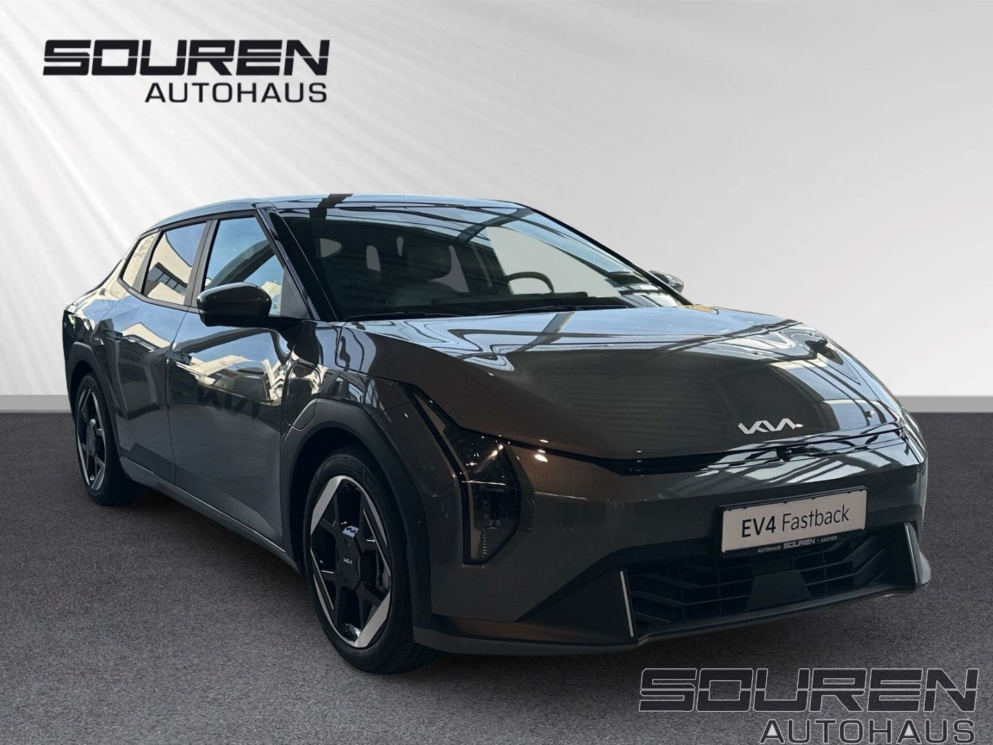 Fahrzeugabbildung Kia EV4 FASTBACK 81 EARTH **ALLE Pakete!!!**