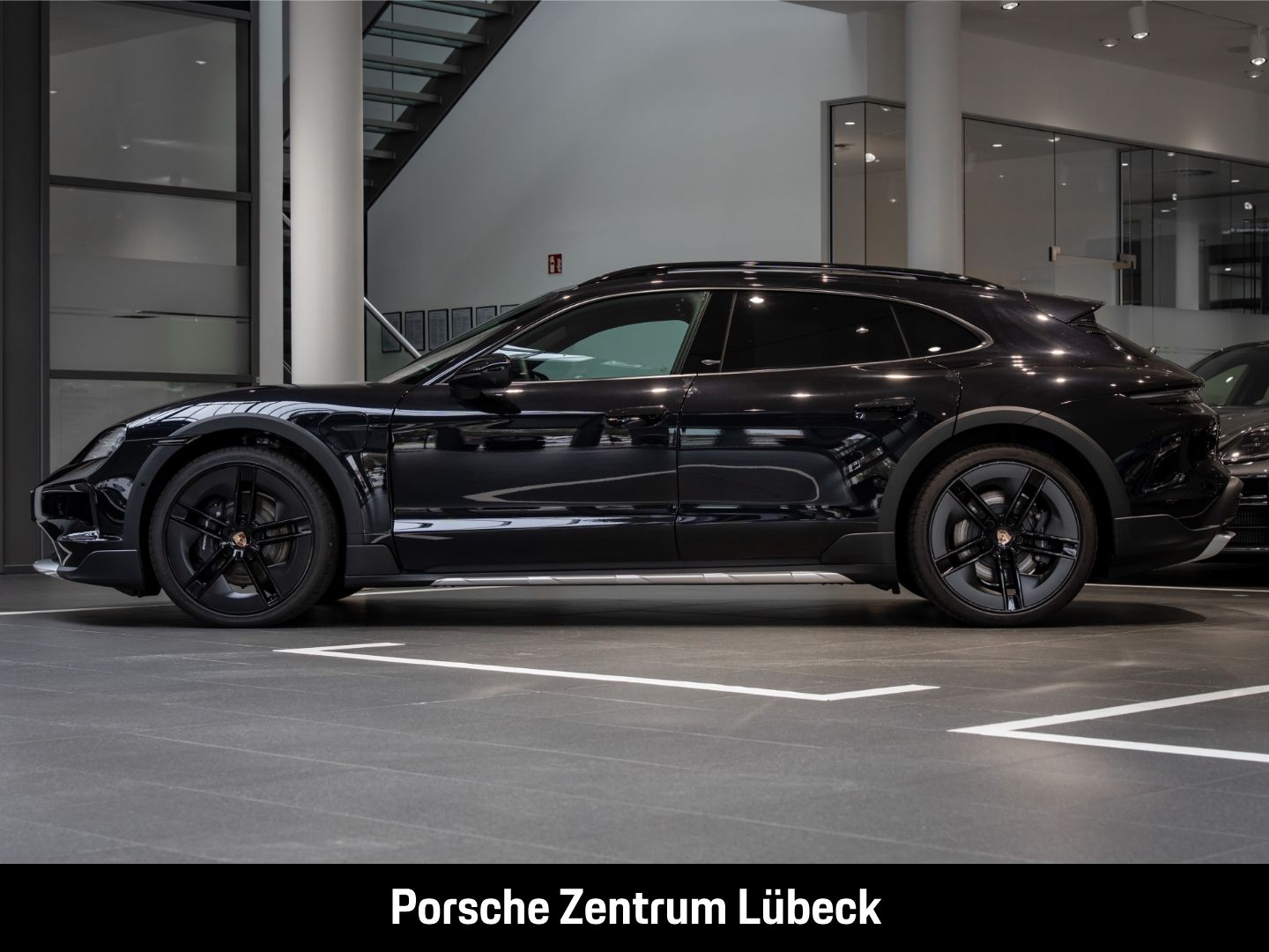 Porsche Taycan 4 Cross Turismo Soft-Close Surround-View imagem 2