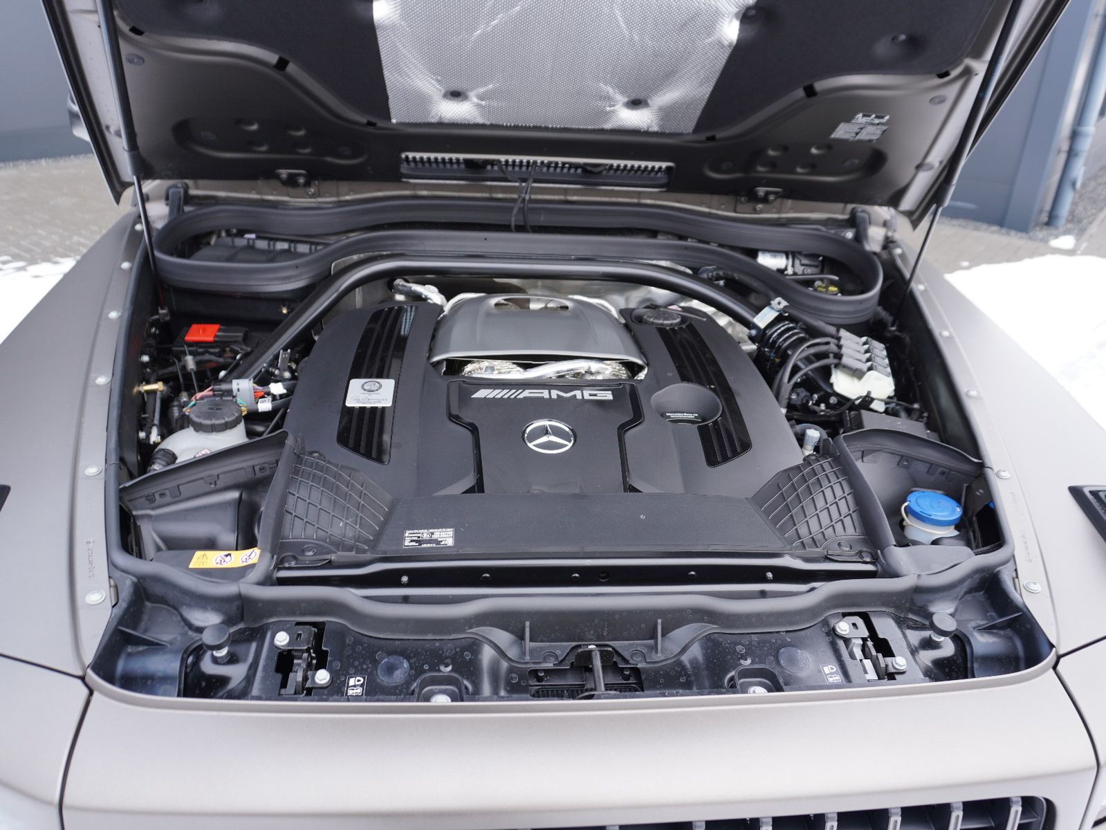 Fahrzeugabbildung Mercedes-Benz G 63 AMG *COC 2026,Monza Magno,A22,Superior*