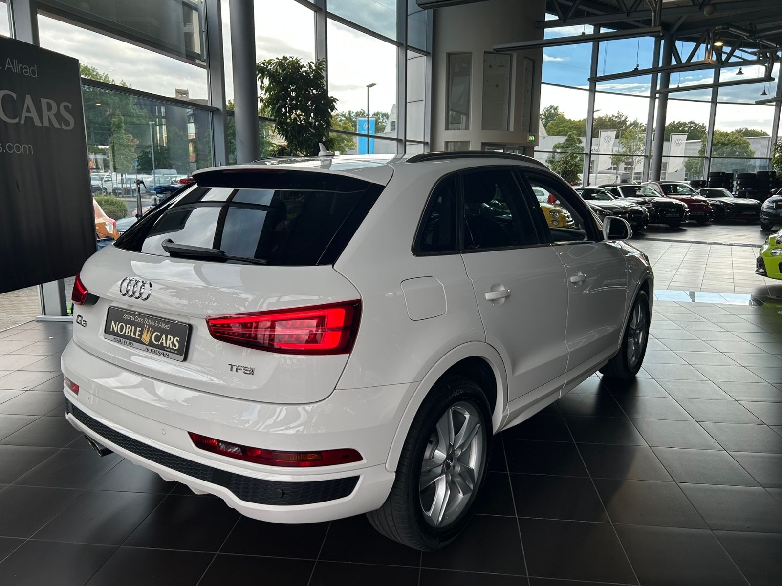 Fahrzeugabbildung Audi Q3 S-Line KLIMA LED NAVI ALU AHK