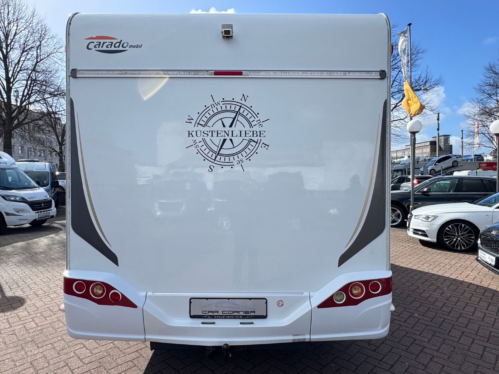 Fahrzeugabbildung Carado T 334 FIAT DUCATO AUTOMATIK SOLAR TV SAT AHK CAM
