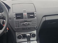 MERCEDES-BENZ C 200 T AHK-klappbar Klimaautom e-Sitze SHZ Temp