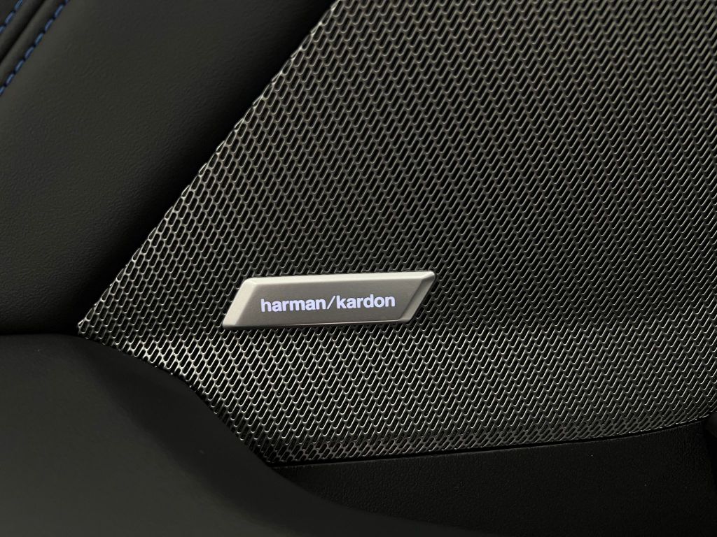 BMW 120 M-Sport*HUD*H-K*ACC*KEYL*SHADOW*TOTW*360°