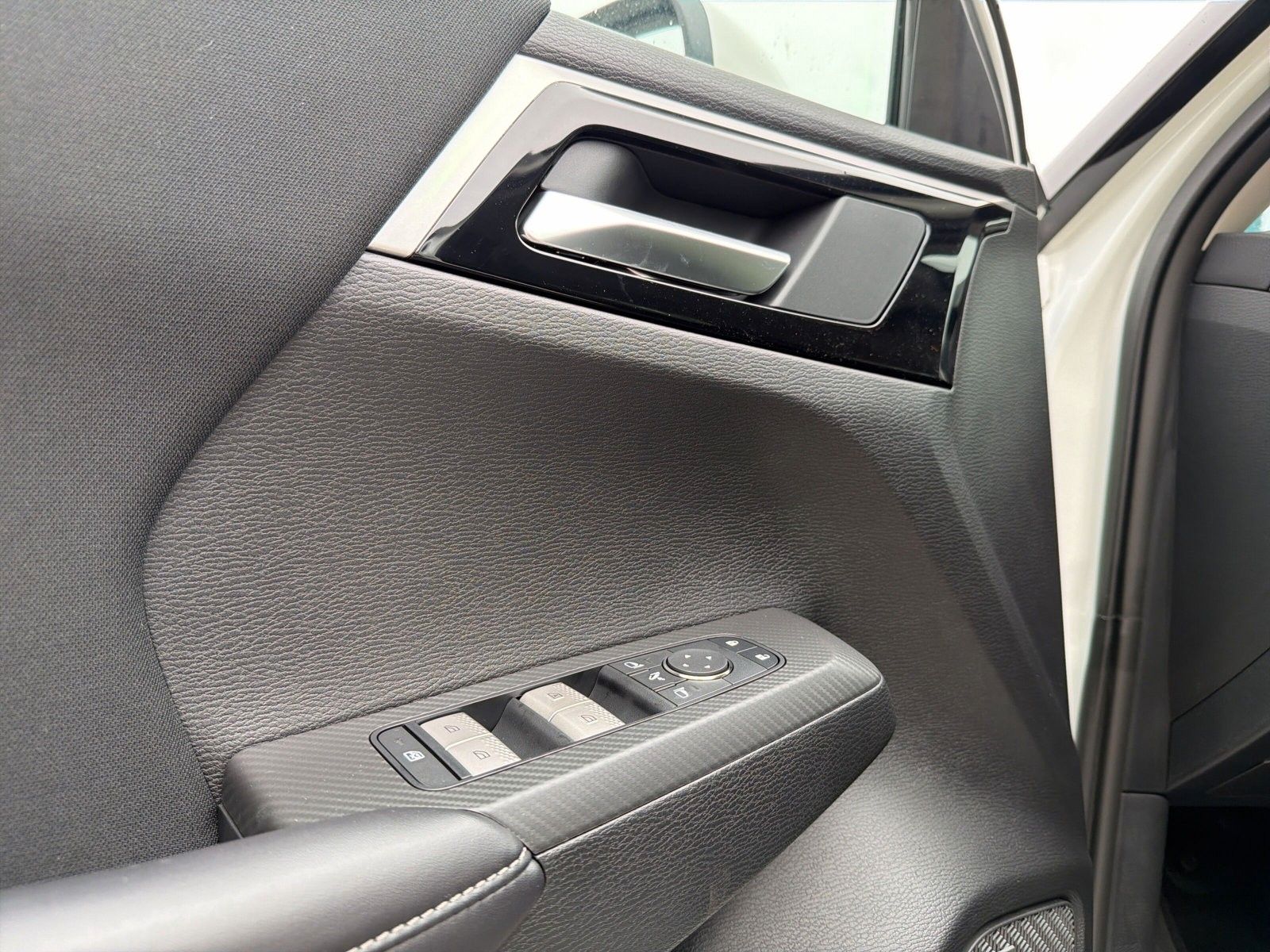 Mitsubishi Plug-in Hybrid Outlander - Bild 24